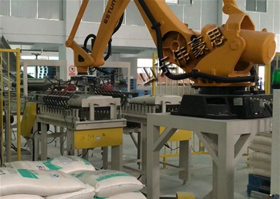 高位碼垛機和碼垛機械手的異同，企業應該如何選擇？