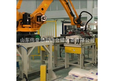 碼垛機器人與人工碼垛對比的優勢是什么？