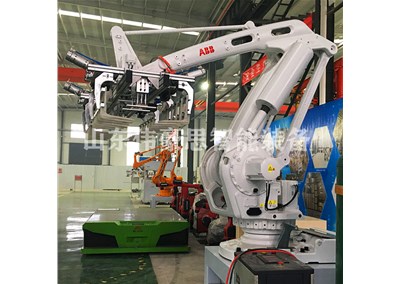 工廠為什么選擇焦粉全自動碼垛機？