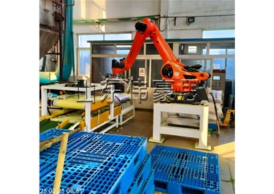 飼料原料機械手碼垛機 碼垛機器人生產廠家